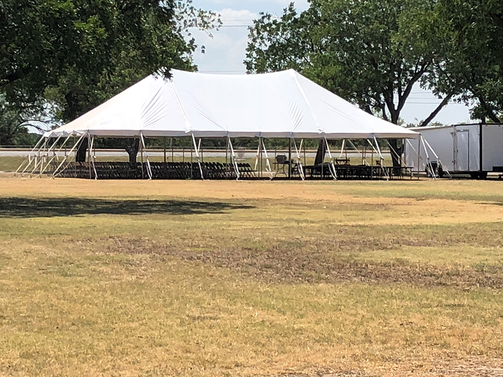 50x80 pole type party tent